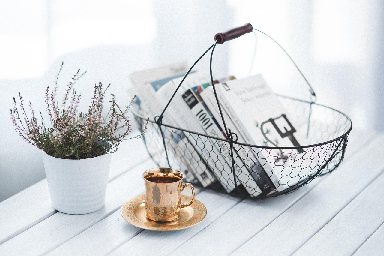 Moderne keuken met keramische keukenaccessoires. Moderne keuken met keramische keukenaccessoires.