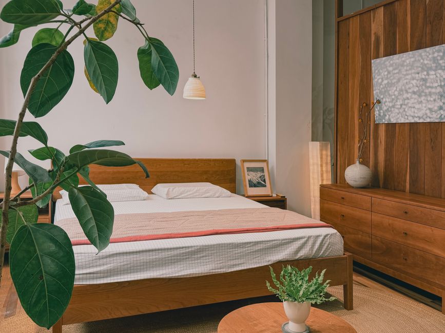 Kalmerende feng shui kleuren voor betere nachtrust.